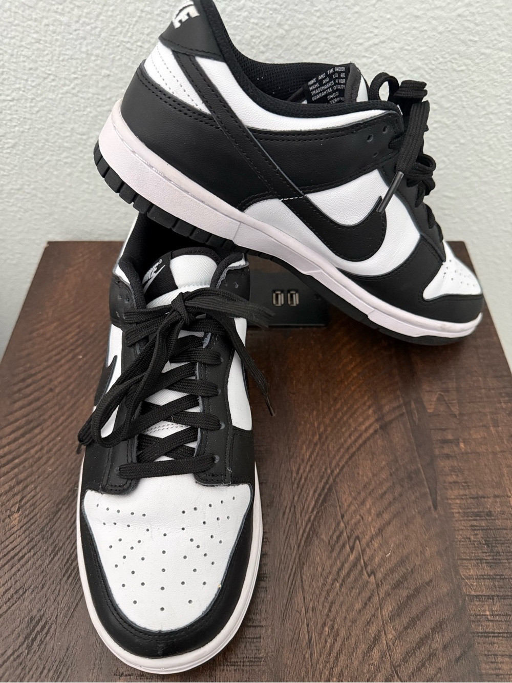 Nike Dunk Low Panda Black White Women’s 8.5 DD1503-101